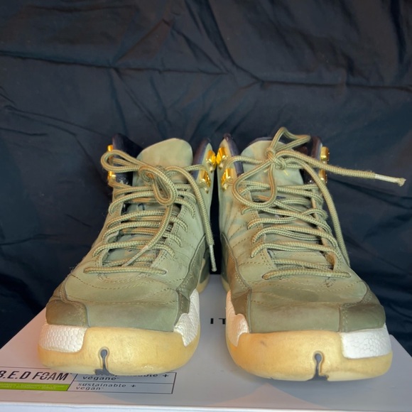 Jordan - Air Jordan 12 high top sneaker - Picture 4 of 5